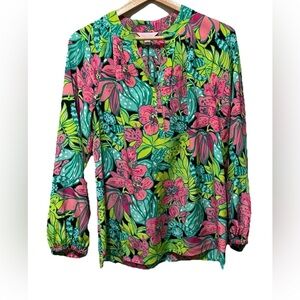 Lilly Pulitzer Women’s Small Elsa Silk Blouse Tropical Print Skip On It Top